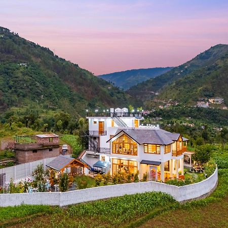 Stayvista At The Oakridge 4 Bhk Villa In Dharamshala With Jacuzzi & Balcony Chamba  Exterior foto
